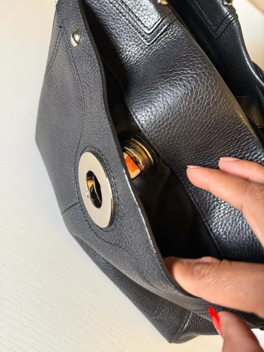 Coach Penelope Carryall Black leather Turn lock satchel!